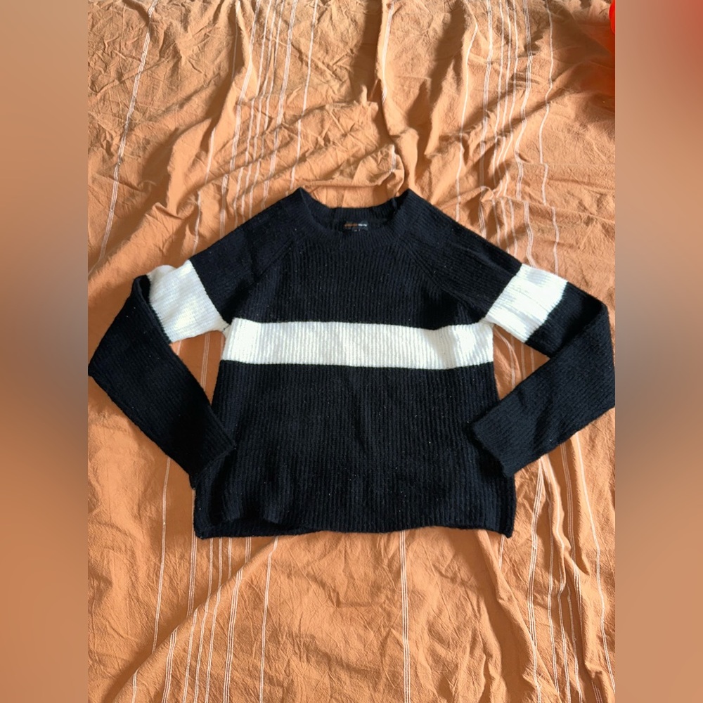 Ambiance apparel sweater